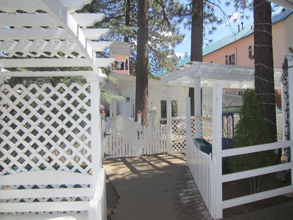 Tahoe Chalet Inn, The Theme Inn Lake Tahoe Airport Extérieur photo